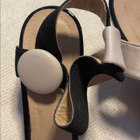 Open toe heels - Picture 4 of 4